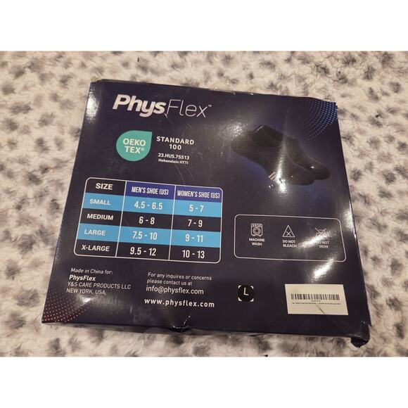 Moisture Wiccking No Show Socks 6 Pair Black - Picture 2 of 3